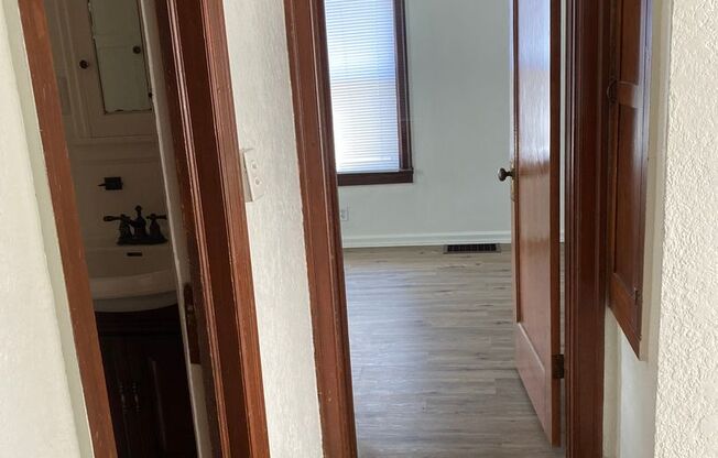 4 beds, 1 bath, $1,200, Unit 11202 (Upper)