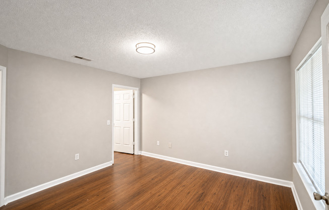 3 beds, 2 baths, 1,151 sqft, $1,095, Unit 208