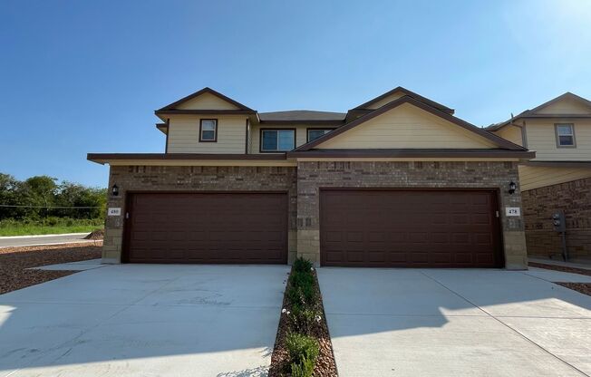 BRAND NEW 3 Bedroom, 2.5 Bathroom, Two-story Duplex with a huge back yard in New Braunfels!