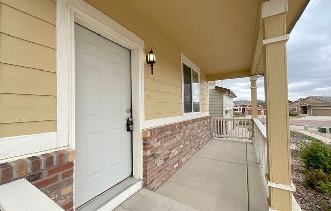4 beds, 3 baths, $2,550