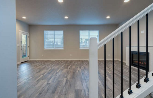 Modern 4-Bedroom Home with Den & Luxurious Primary Suite