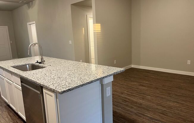 Discover the Charm of Wolfforth Living: Rent the Brand New Harvest House at 2911 Abbeville, Your Perfect Single-Family Home in Lubbock County, Texas!