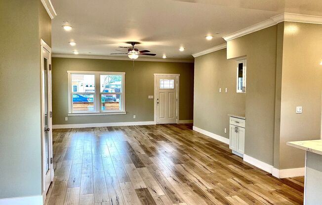 Beautiful and Spacious Newly Constructed 3 Bedroom 2.5 Bath home Near UC David Med Center!