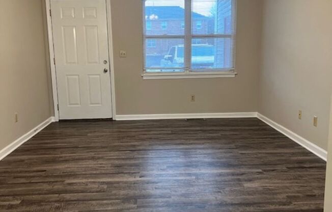 1 bed, 1 bath, 600 sqft, $850, Unit 1