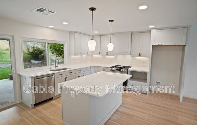 27073 LAS MANANITAS DR