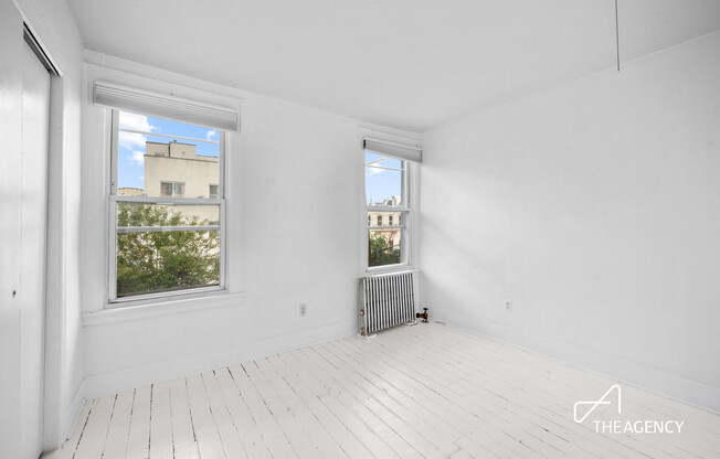 53 BUSHWICK AVE