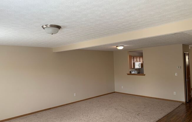 3 beds, 2.5 baths, 1,440 sqft, $1,535, Unit 12GER4