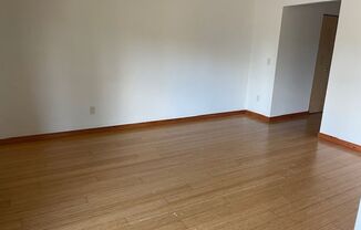 2 beds, 1 bath, $1,395, Unit # 322