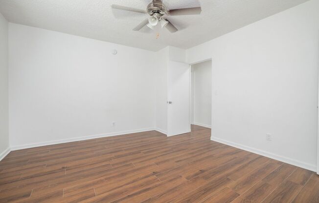 2 beds, 2 baths, 890 sqft, $2,695, Unit 009#D38