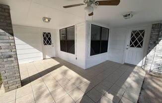 3 beds, 2 baths, $1,295