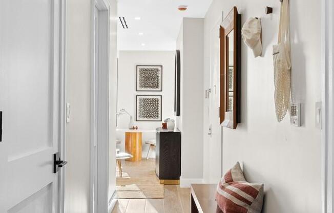 758 METROPOLITAN AVE