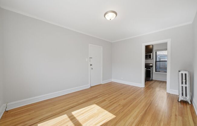 1 bed, 1 bath, 512 sqft, $2,250, Unit 2714-2II