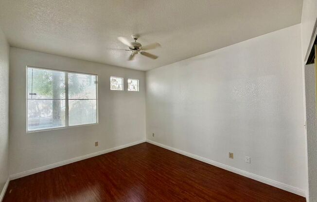 2 beds, 2 baths, $1,300, Unit # B 20 1045