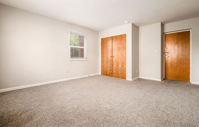 Studio, 1 bath, 350 sqft, $735, Unit 1850-34