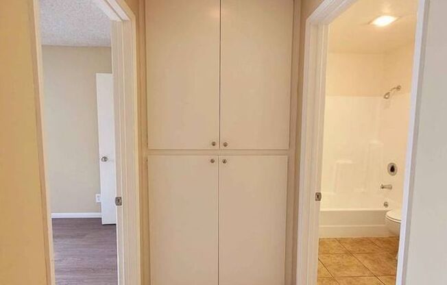 1 bed, 1 bath, $1,850, Unit 57