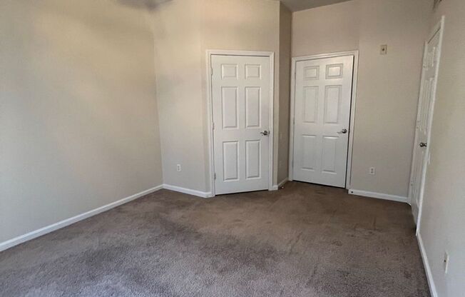 2 beds, 2 baths, $1,750