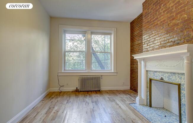 83 W WASHINGTON PLAC