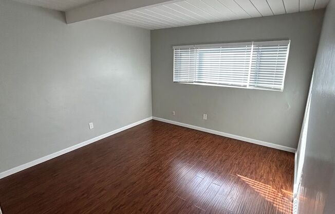 2 beds, 1 bath, 765 sqft, $2,550, Unit 124 Date Avenue