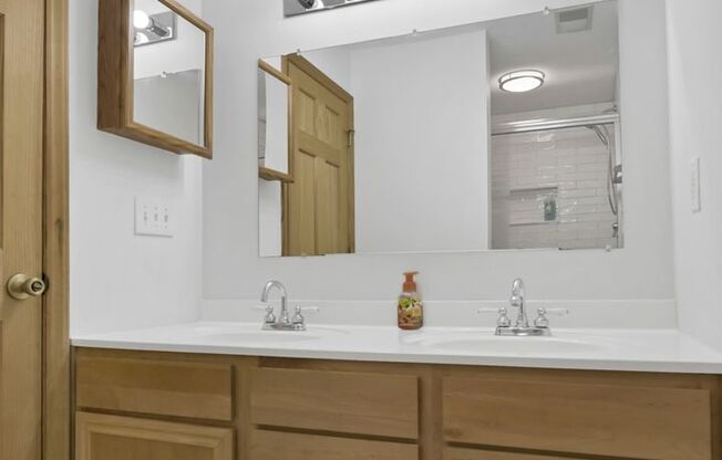 4 beds, 3 baths, $2,780