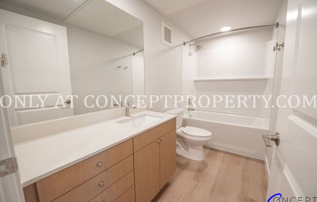 3 beds, 2 baths, 1,100 sqft, $2,699, Unit 1-232