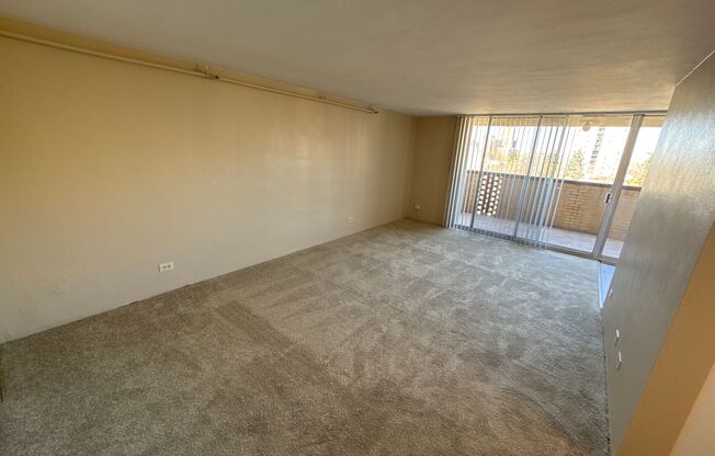 1 bed, 1 bath, 600 sqft, $1,395, Unit 902