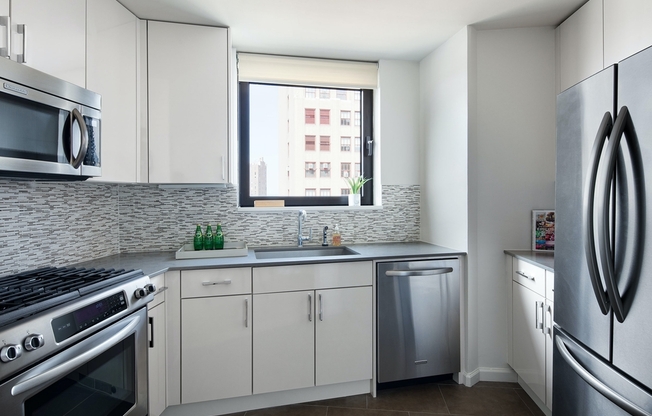 2 beds, 2 baths, $14,320, Unit PH2H