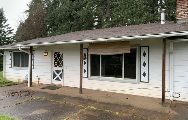 Lovely Single Family Home in Country Setting, Close to Silverton, OR