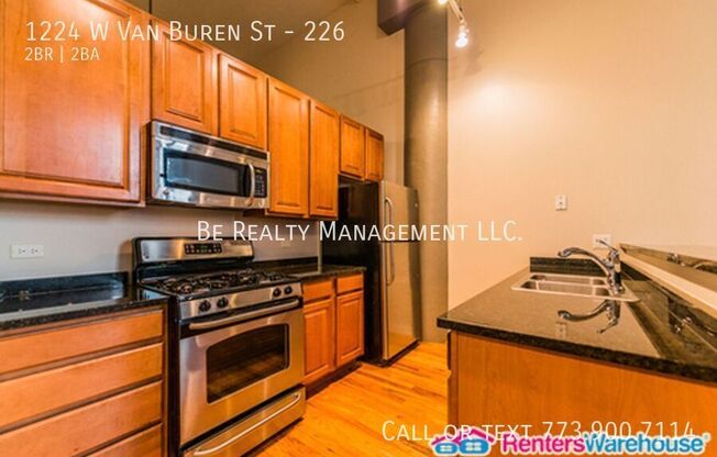 1224 West Van Buren Street