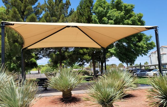 2 beds, 2 baths, $1,250