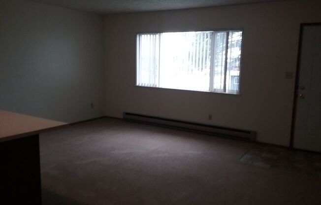 1 bed, 1 bath, 673 sqft, $935, Unit #22