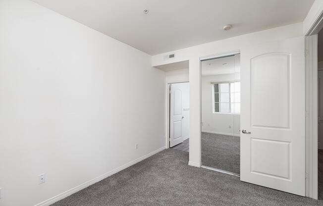 1 bed, 1 bath, 600 sqft, $2,600