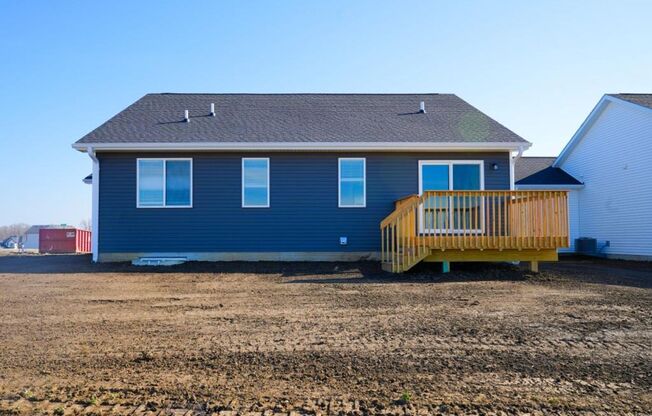 Beautiful3 Bedroom, Brand new home in Prime Waukee Location