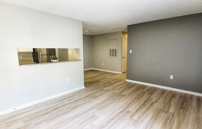 3 beds, 2 baths, 1,070 sqft, $1,550, Unit 2348F