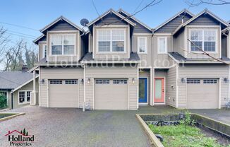 Stylish 3-Bedroom Portland Home with Fireplace, Garage & Modern Conveniences