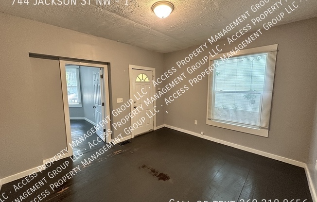 744 JACKSON ST NW