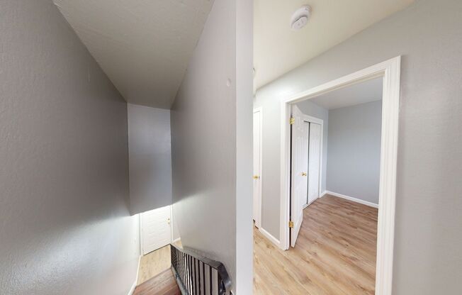 2 beds, 1 bath, 715 sqft, $2,450, Unit 625-6