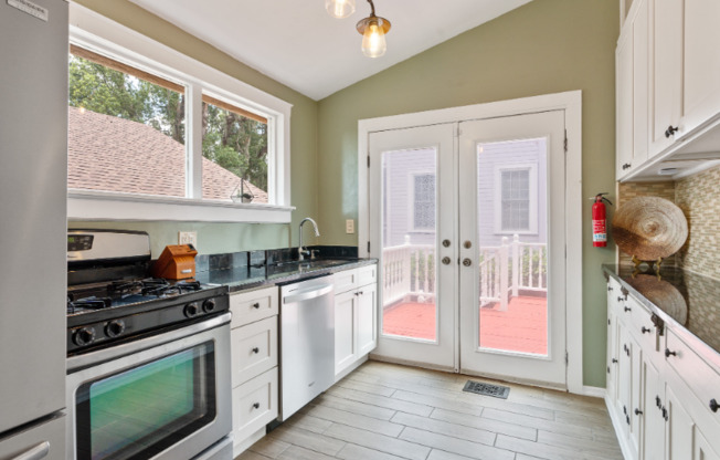 613 E FT KING ST