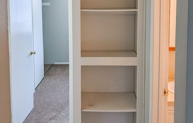 1 bed, 1 bath, 648 sqft, $1,095, Unit 09