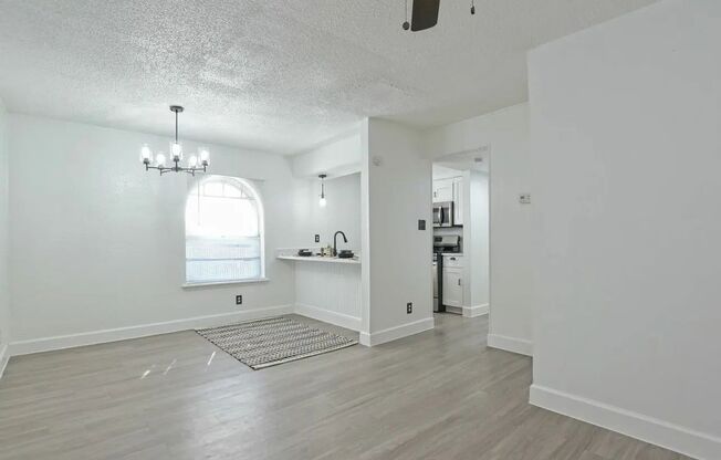 1 bed, 1 bath, 620 sqft, $975, Unit 209