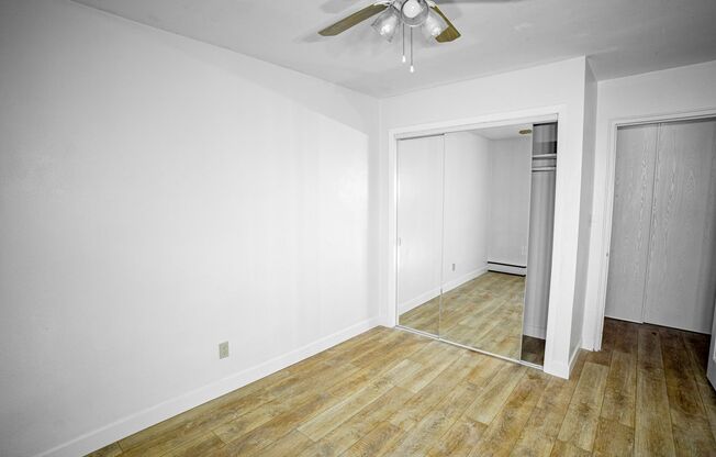 2 beds, 1 bath, 900 sqft, $1,295, Unit 4426-104