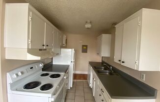 3015 E Central Apts