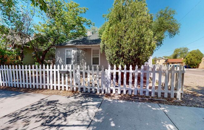2 beds, 1 bath, 900 sqft, $1,400, Unit 823 11th Street NW