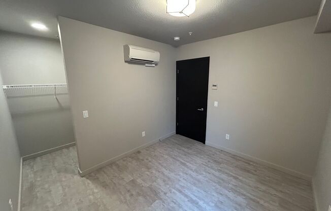 2 beds, 1 bath, 562 sqft, $1,575, Unit 209