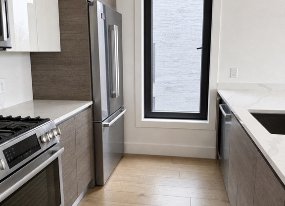 2 beds, 2 baths, 1,089 sqft, $4,500, Unit 501