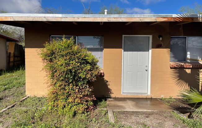 1 bed, 1 bath, 550 sqft, $995, Unit 22