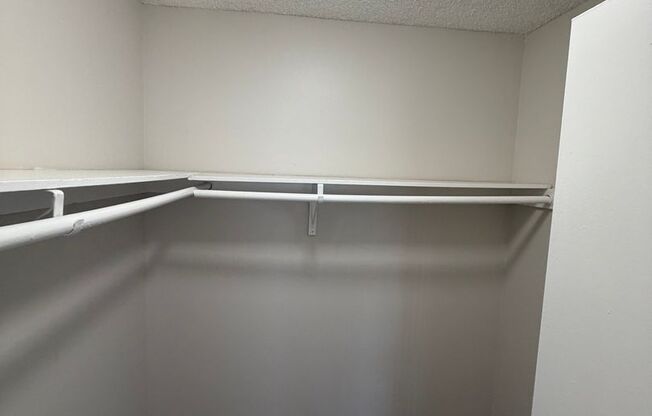 1 bed, 1 bath, 625 sqft, $1,900, Unit 30
