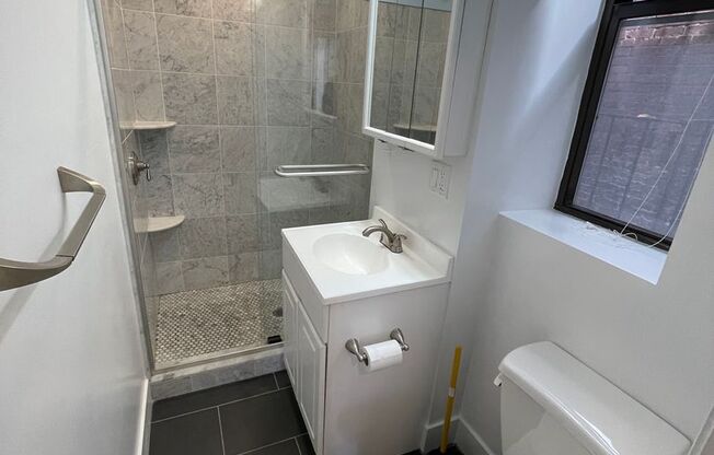 Beacon Hill 2bed $3550