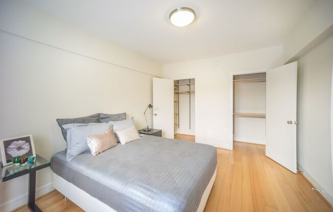 1 bed, 1 bath, 704 sqft, $2,475, Unit 117