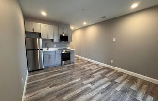 1 bed, 1 bath, 400 sqft, $2,050, Unit 407
