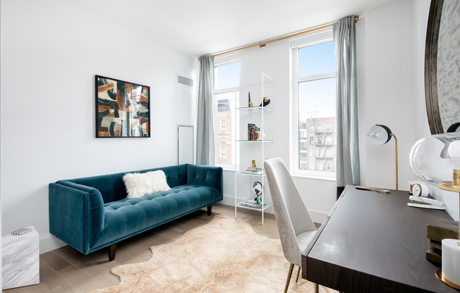 3 beds, 2 baths, $12,495, Unit 520